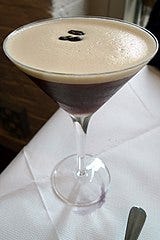 Espresso martini. The caffeine source is espresso and Kahlua, with 217 milligrams per drink (217 mg/100 mL).
