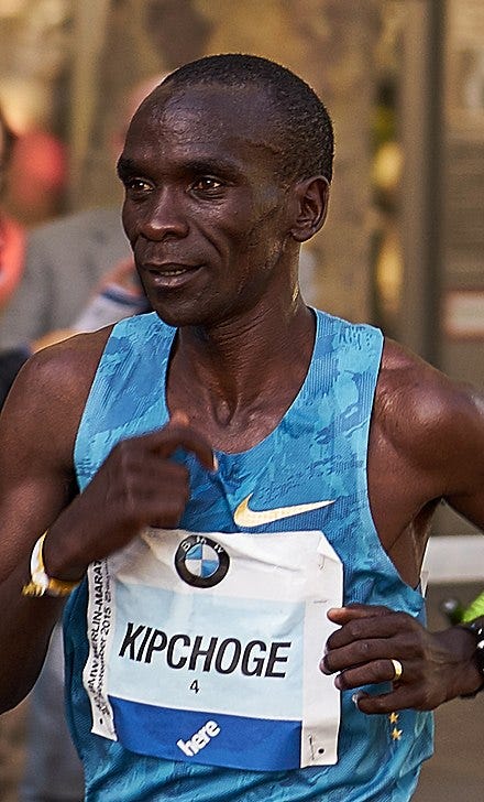 The world’s greatest long-distance runner ever, Eliud Kipchoge, competing at the 2015 Berlin Marathon. Elite athletes spend about 80 percent of their training time in Zone 2 cardio.