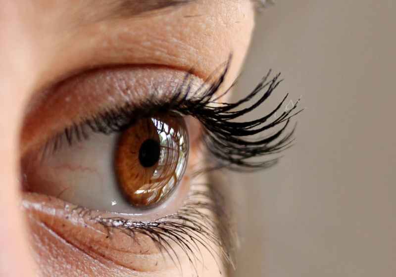 woman face eye eyelashes
