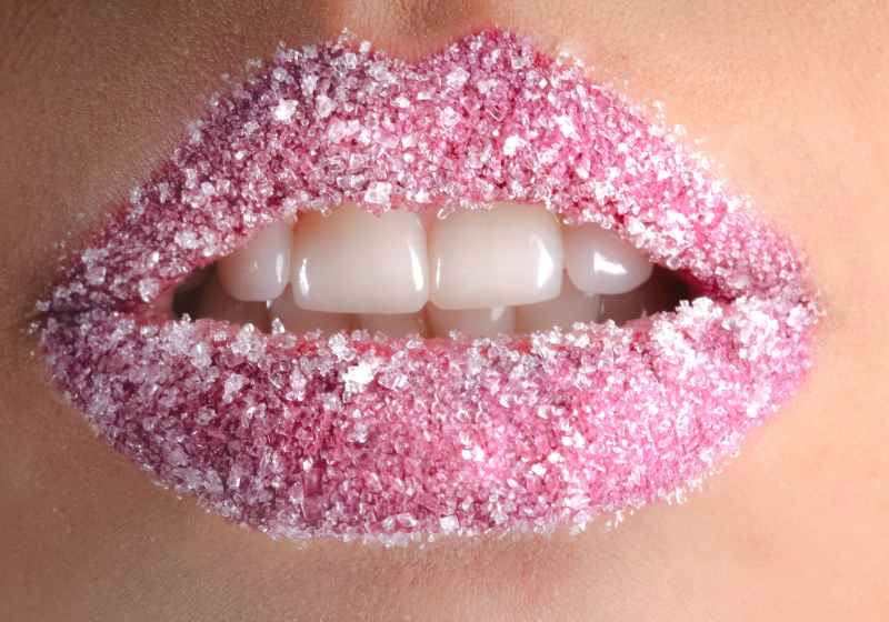 white granules on person lips